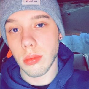 Meet your Posher, Brett